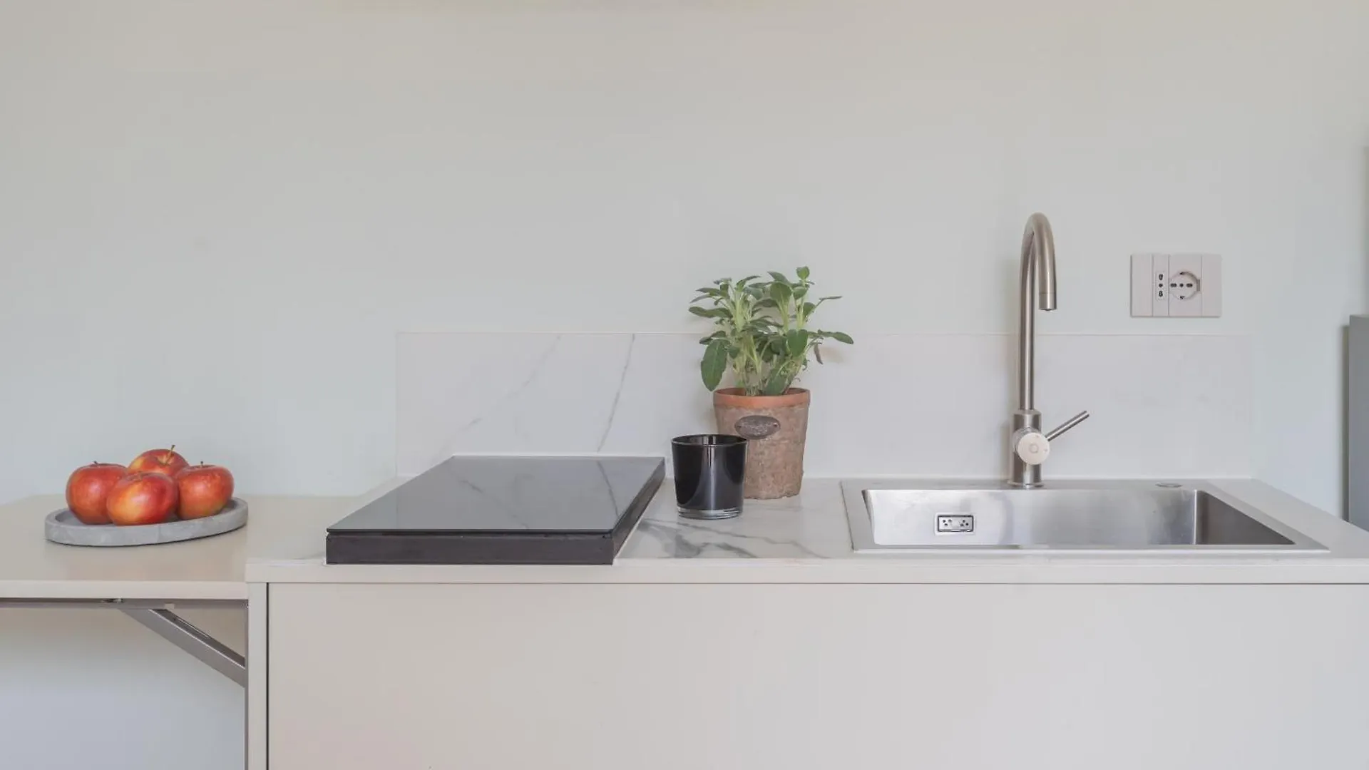 Garibaldi'S Balcony By Rent All Como