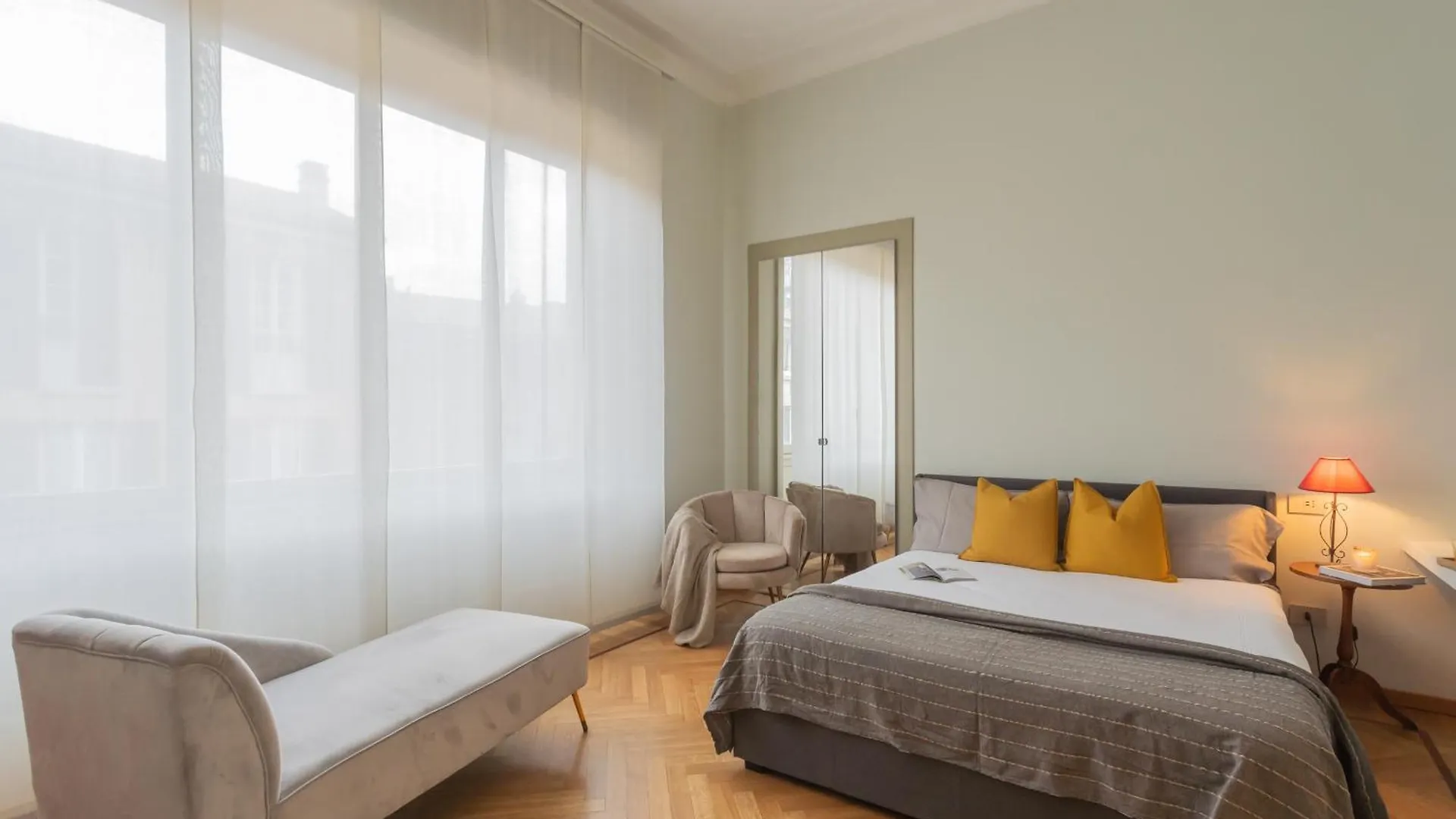 Apartman Garibaldi'S Balcony By Rent All Como Olaszország