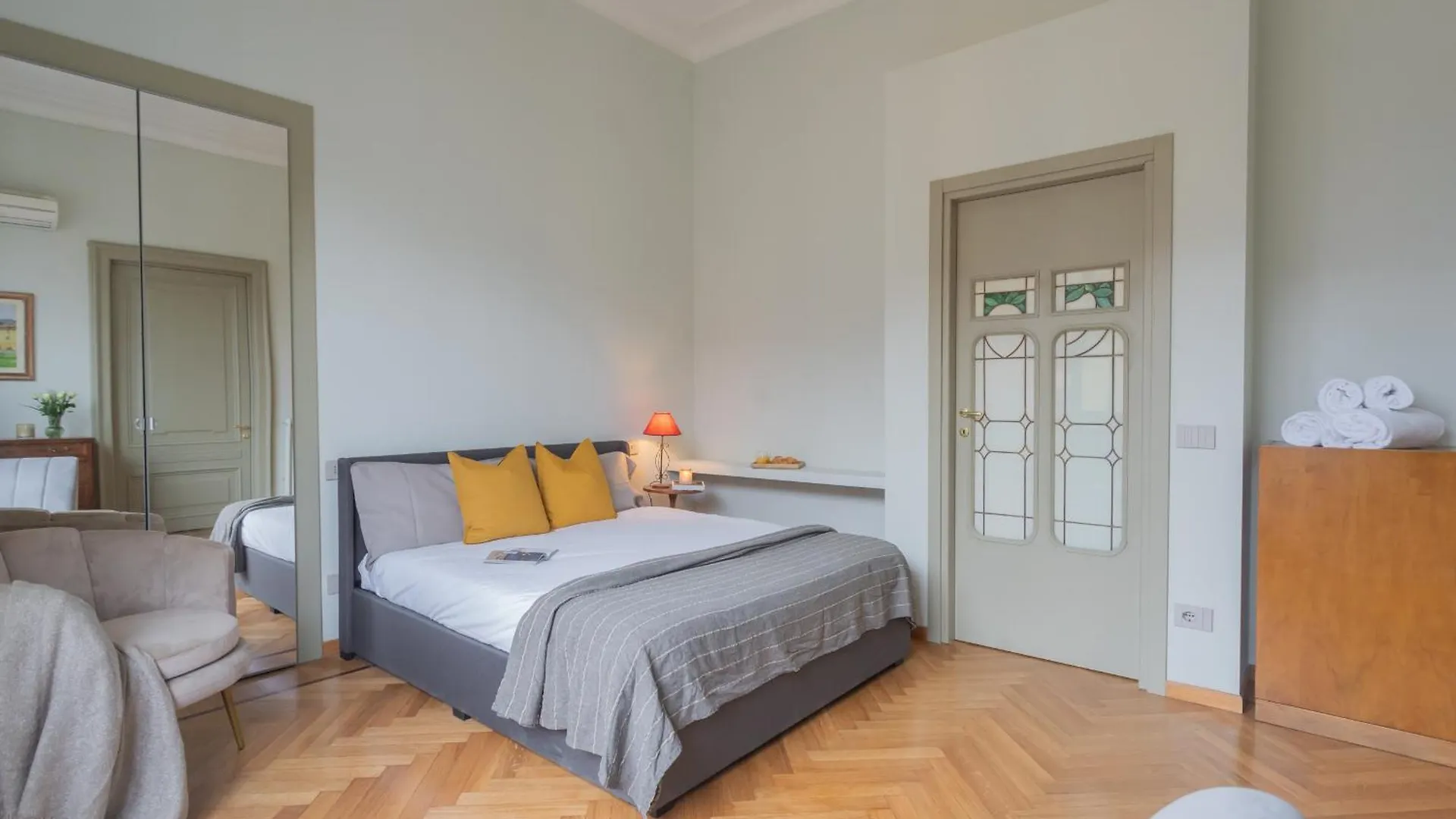 Garibaldi'S Balcony By Rent All Όπως 0*,  Ιταλία